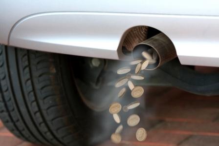 Αποτέλεσμα εικόνας για save money from fuel in the car
